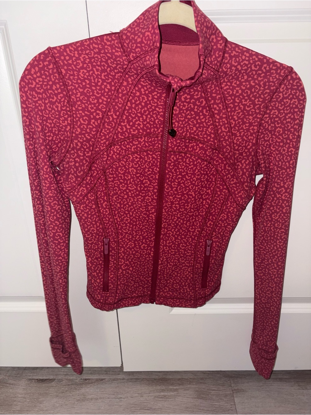 Lulu lemon define jackets set in leopard daisy